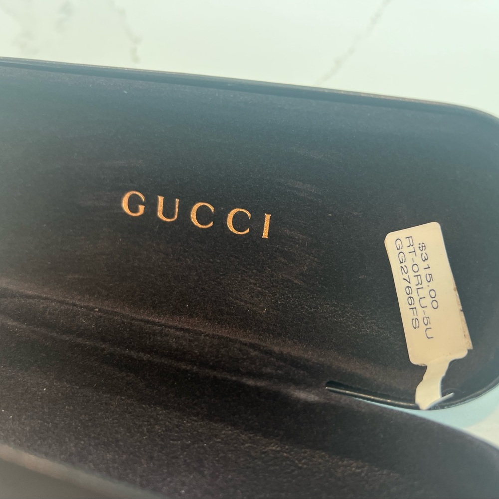 Vintage GUCCI Sunglasses - Picture 10 of 10